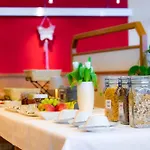 Cafe Kern Hotel *