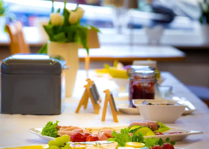 Cafe Kern فندق *