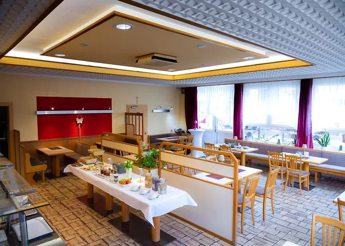 فندق Cafe Kern *