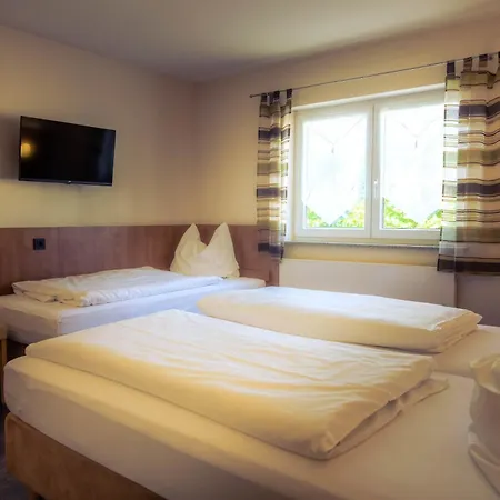 Hotel Cafe Kern Großostheim